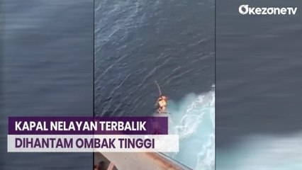 Kapal Nelayan Terbalik Dihantam Ombak, 3 Nelayan Terombang-ambing di Tengah Laut