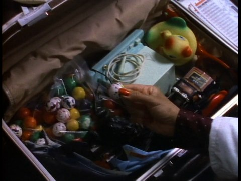 Las Pesadillas de Freddy - Hotel de Angustias - Español Latino - Freddy's Nightmares - Heartbreak Hotel