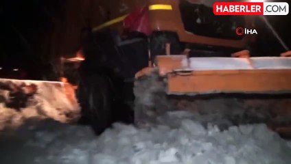 Alacabel'de gece başlayan kar yağışı sonrası ekipler seferber oldu