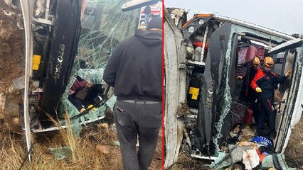 Van'da yolcu midibüsü devrildi: 7'si çocuk 27 yaralı