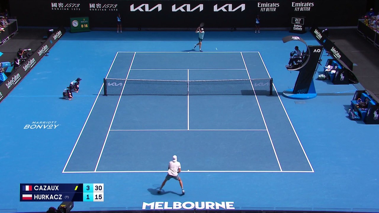 Arthur Cazaux a joué face à un mur infranchissable : les temps forts face à Hubert  Hurkacz en vidéo