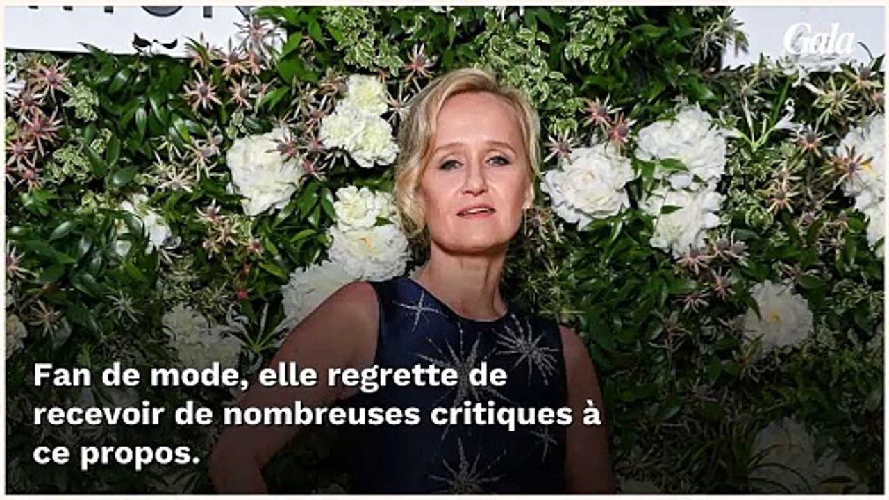 GALA VIDÉO - Caroline Roux parfois critiquée pour le choix de ses tenues : “Ce qui est étonnant…”