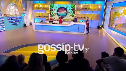 Μαμά: Ο Μάρκος Σεφερλής πλένει και πιάτα - Αποκλειστικό απόσπασμα από το επεισόδιο