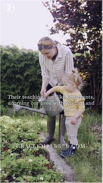 #4 Why should we obey and honor our parents? • One-minute Inspiration for Success • Rise Above