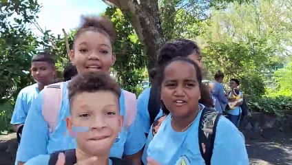 Des collégiens d'Amiral Bouvet donnent leur avis sur la tenue unique