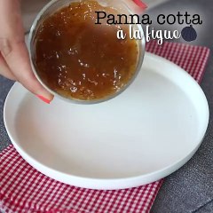 Panna cotta à la vanille et coulis de figue