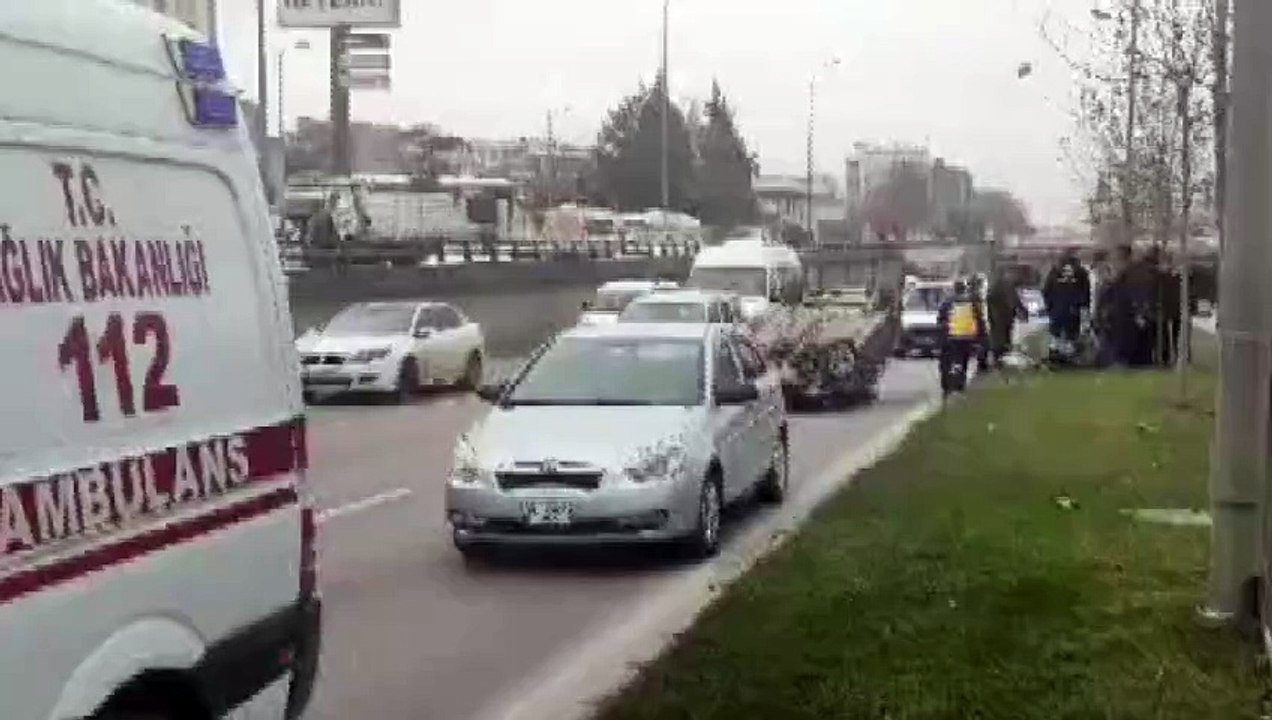 Gaziantep’te takla atan araçta bulunan 4 kişi yaralandı