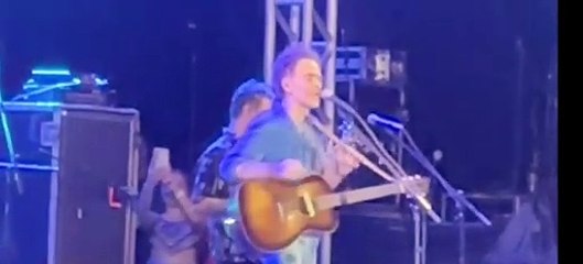 Nando Reis se apresentou em Maceió na noite desse domingo