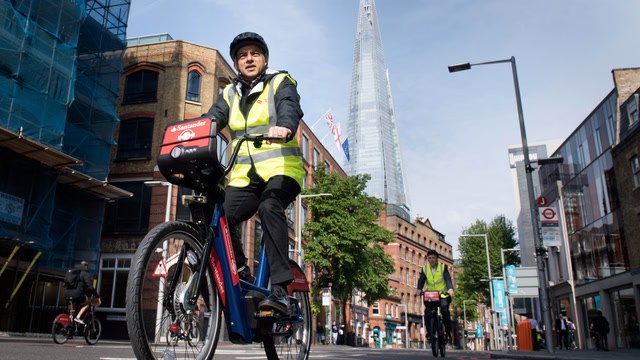 1,400 more electric 'Boris bikes' for London as TfL recharges bid to dominate cycle hire market