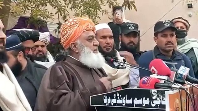 ہم نے یہ پگڑیاں اسی لیے نہیں باندھی کہ ووٹ کی پرچی کو جہاد بنا کے استعمال کریں | We did not tie these turbans because...? Turn the vote slip into a sword and wage jihad... These are the people with turbans who raise the bar against America and the West...