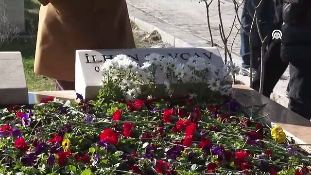 Gençlerbirliği'nin efsane başkanı İlhan Cavcav, mezarı başında anıldı