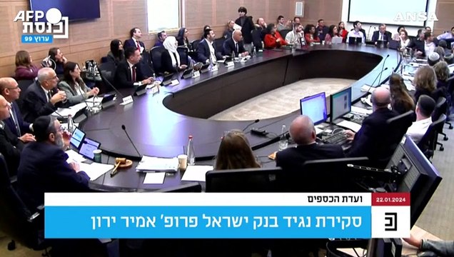 Israele, parenti ostaggi interrompono riunione Knesset