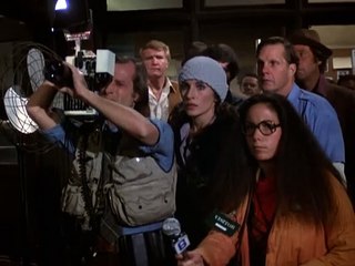 Hill Street Blues S01E06 Film at Eleven