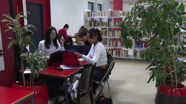 Bien moins cher : quand les étudiants s’orientent vers les villes moyennes