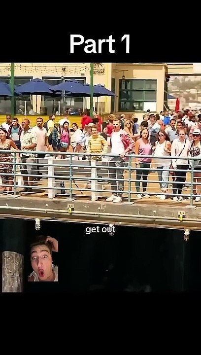 You better  people running - Terrifying  scene #movie #drama #dailymotion