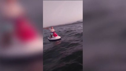 ext-rescate-de-hombre-en-mar-220124