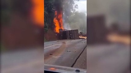 Engavetamento deixa 1 pessoa morta e outras 2 feridas na PR-483
