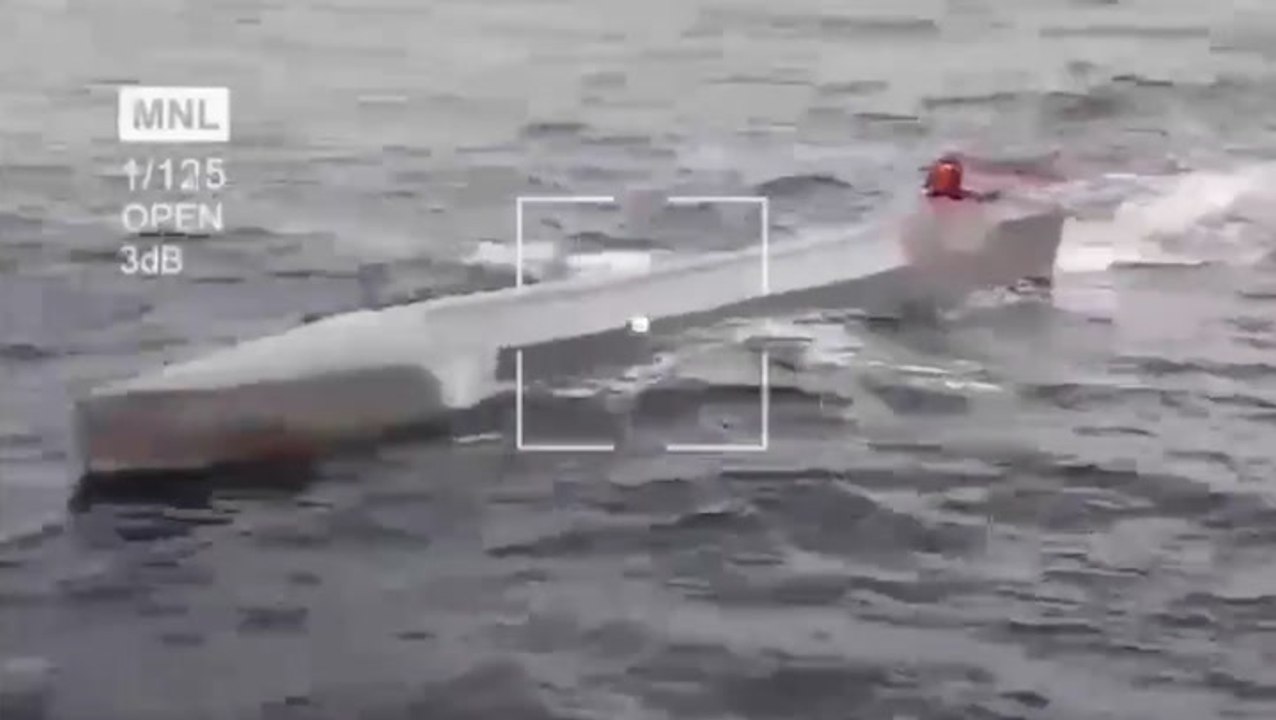 Watch: 50ft ‘narco sub’ carrying £21m of cocaine seized by Colombian navy