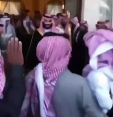 Niño le pide un Mercedes al Príncipe de Arabia Saudita y luego sucede esto