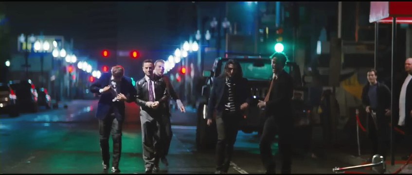 Looper (2012) Joseph Gordon-Levitt_ Bruce Willis Movie HD(720P_HD)