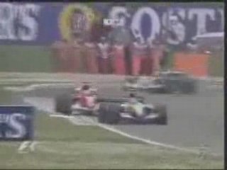 Alonso gagne le GP de Saint-Marin 2005 devant Schumacher
