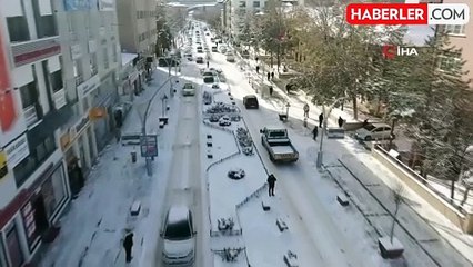 Bayburt'ta kar nedeniyle hamile ve engelli kamu çalışanlarına 1 gün izin verildi