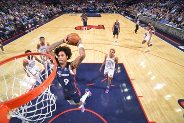 Dunk of the Night: Kelly Oubre Jr. - Jan. 23 (PHL)
