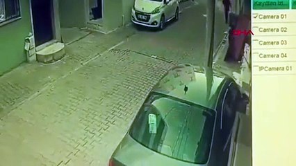 Sokak ortasındaki silahlı kavgada kadını kalkan olarak kullandı