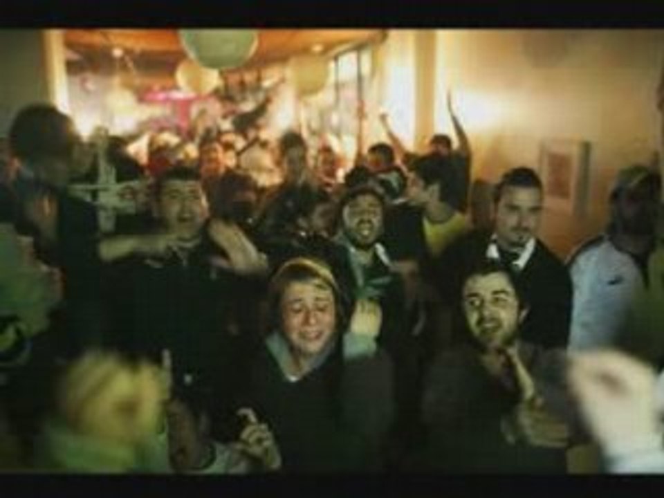 Beşiktaş Tutkusu(Beşiktaş Fenerbahçe maçı Mis Cafe)