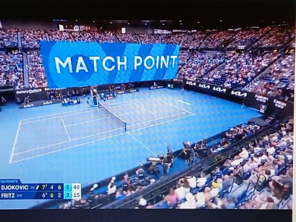 Novak Đoković pobedio Tejlora Frica za polufinale Australijan opena