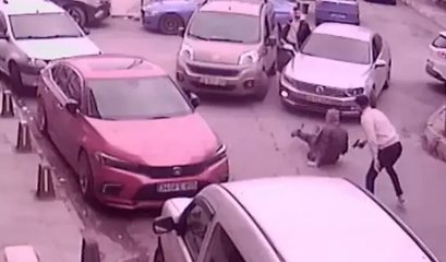 Dehşete düşüren yol verme kavgasını görenler anlattı: Önce havaya sonra adama ateş etti