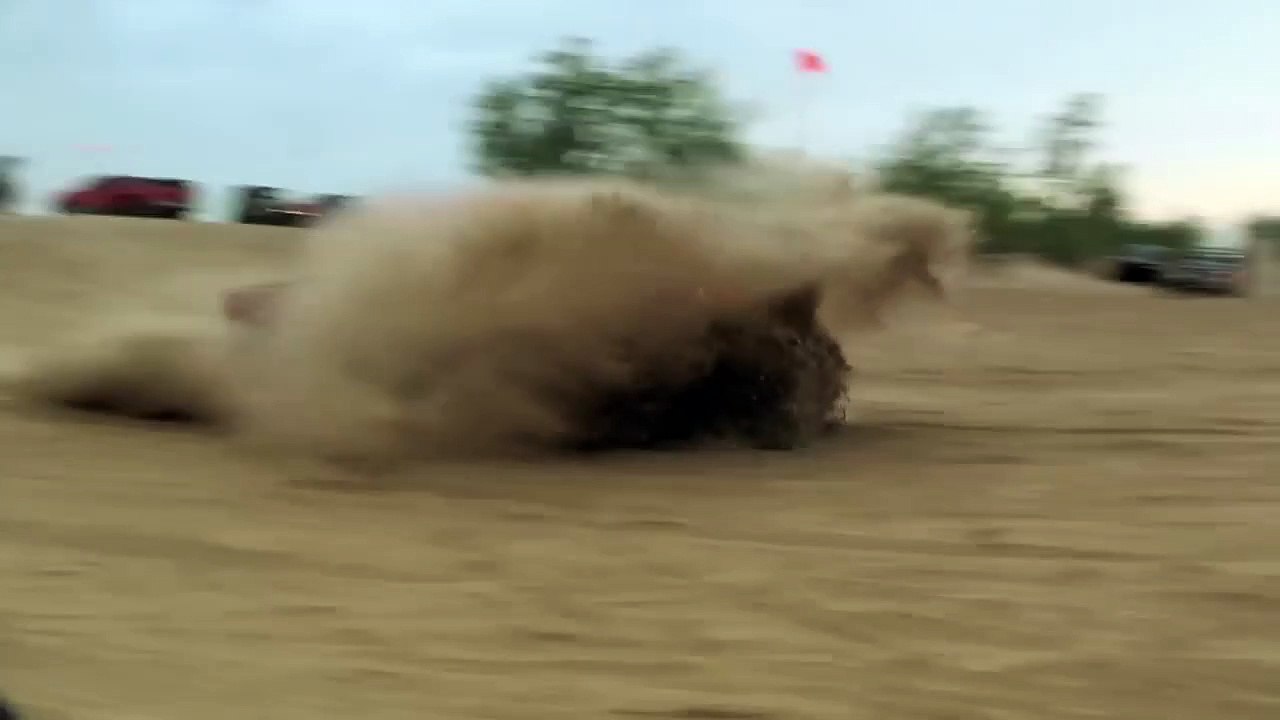 Extreme jump and crash_ Chevrolet - Silverlake 2011