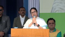 আমরা ছাই চাইনা,  জীবন্ত Netaji চাই: Mamata Banerjee  | Oneindia Bengali