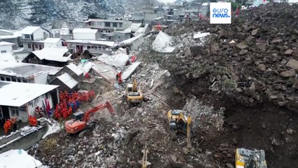 Десятки погибших и раненых из-за схода оползня в Китае