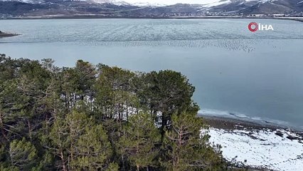 Sıhke Gölü kısmen buz tuttu