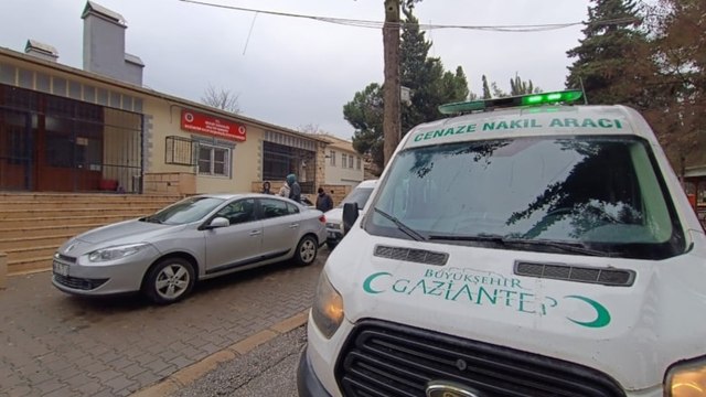 Alacak verecek kavgası kanlı bitti Sudanlı üniversite öğrencisi öldürüldü