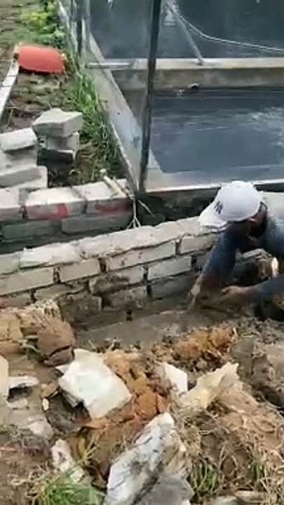 Petani itu "little talk much work" tiada hari tanpa kerja
