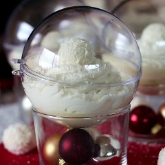 Coconut verrines raffaello style - a fairytale dessert in a snowball