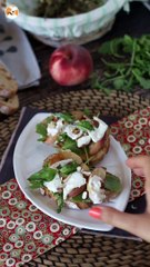 Tosta de melocotón asado y burrata
