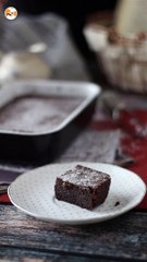 Torta cremosa al cioccolato senza farina