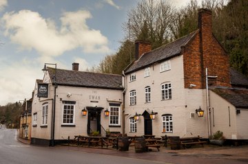 Love Your Local - A walk-through of The Swan Taphouse, Ironbridge