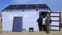 بالطاقة الشمسية.. ابتكار طريقة بديلة في غزة لشحن الهواتف