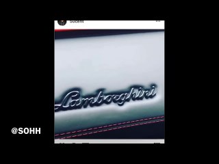 50 Cent Flexes In New Lamborghini