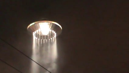 Popular ufo video - managed to trace the original watch judge for yourself 100% genuine footage!! no CGI