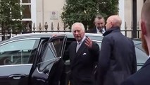 Rei Charles III e princesa Kate deixam hospital após cirurgias