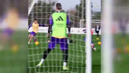 İZLE | Arda Güler'den muazzam gol!