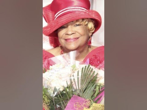 Snoop Dogg Needs Prayers For His Mom #shorts