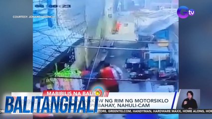 Скачать видео: Lalaking nagnakaw ng rim ng motorsiklo ng kaniyang kapitbahay, nahuli-cam | BT