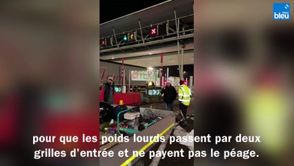 Les agriculteurs de Dordogne se mobilisent sur l'A89