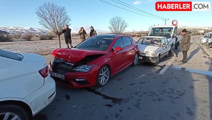 Sivas'ta 10 araç birbirine girdi: 1 yaralı